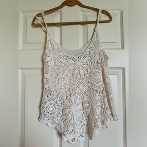 Patterson J. Kincaid cool top. Embroidered.